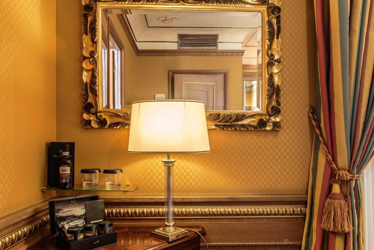 Hotel River Palace 4*